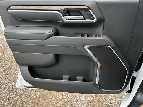 New 2026 GMC Sierra 2500 SLE AWD/4WD image 22