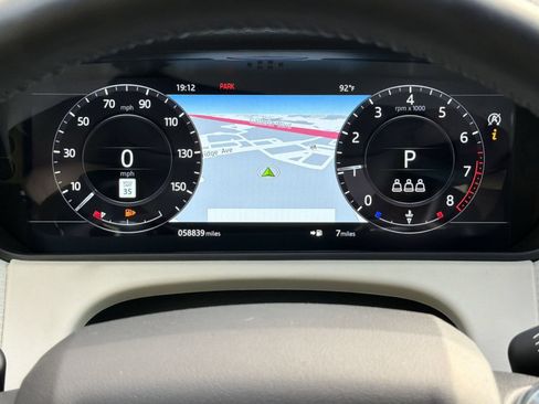 Used 2019 Land Rover Range Rover Velar S AWD/4WD image 22