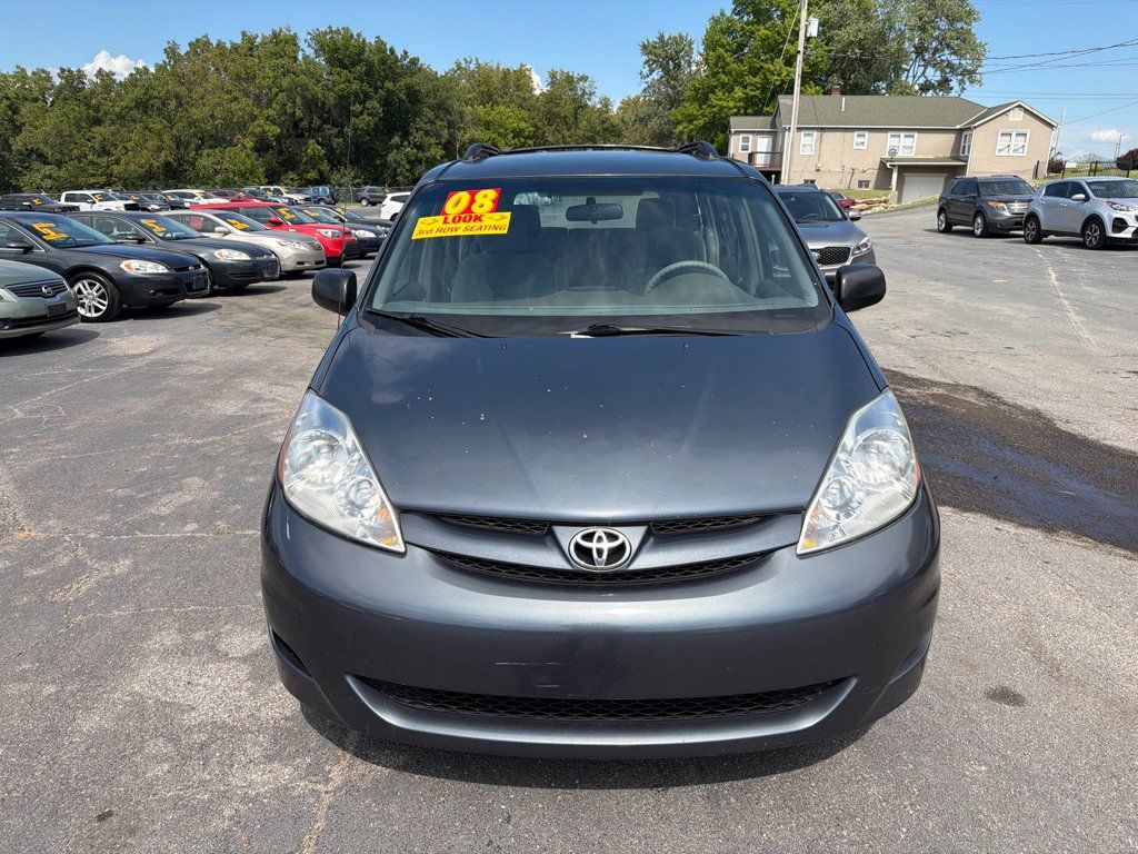 Used 2008 Toyota Sienna CE FWD image 3