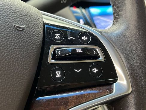 Used 2014 Cadillac XTS Luxury FWD image 17