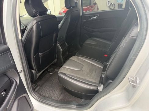 Used 2018 Ford Edge Sport w/ Equipment Group 401A AWD/4WD image 9