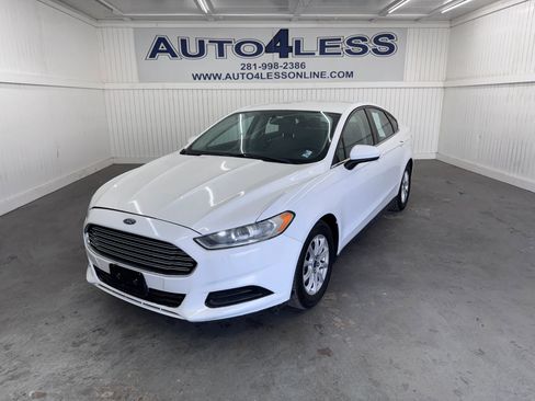 Used 2016 Ford Fusion S image 1
