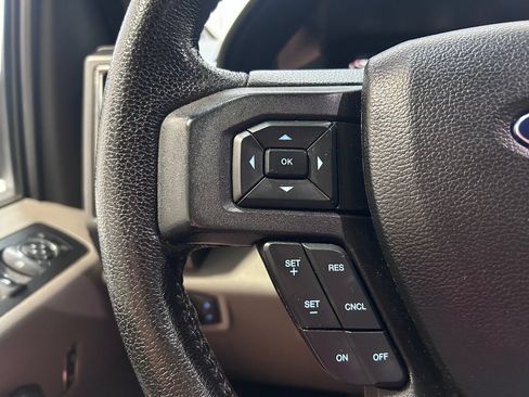 Used 2016 Ford F150 XLT w/ Equipment Group 302A Luxury AWD/4WD image 10