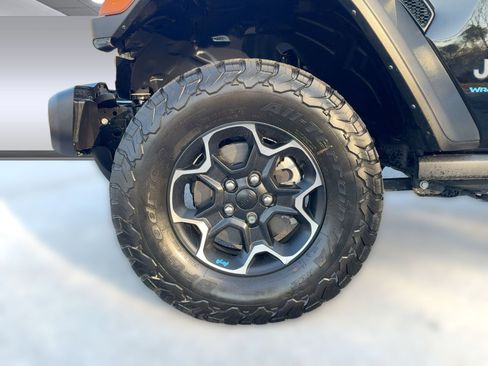 Used 2023 Jeep Wrangler Unlimited Rubicon 4xe image 10