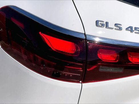 Used 2024 Mercedes-Benz GLS 450 4MATIC image 26