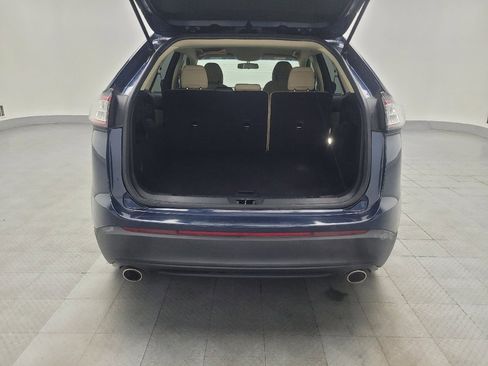 Used 2017 Ford Edge SE image 29
