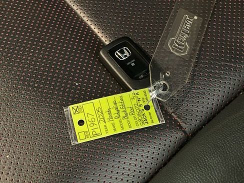 Used 2025 Honda Ridgeline Black Edition image 19