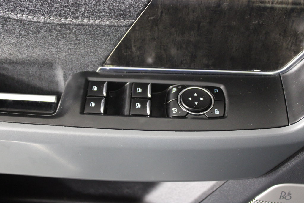 Used 2022 Ford F150 Lariat w/ Max Trailer Tow Package AWD/4WD image 22