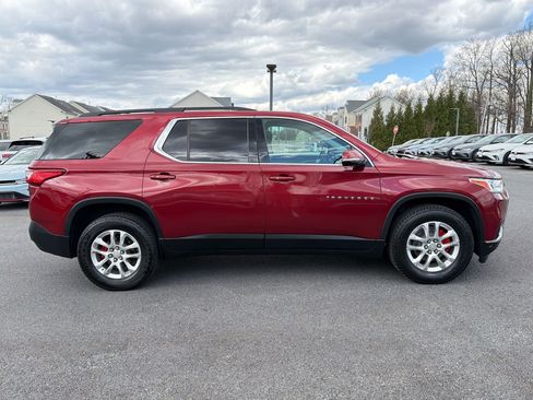 Used 2019 Chevrolet Traverse LT image 8