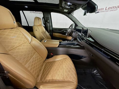 Used 2021 Cadillac Escalade Sport image 31