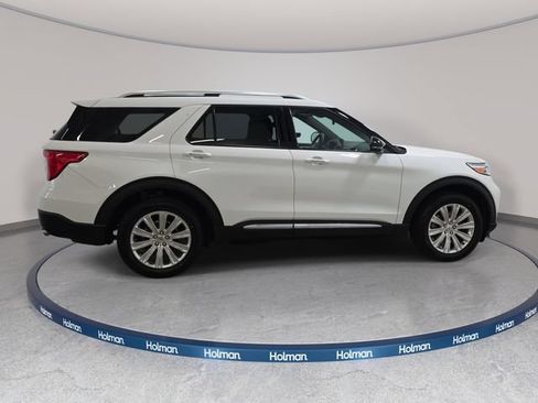 Used 2023 Ford Explorer King Ranch w/ Technology Package AWD/4WD image 5