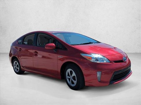 Used 2013 Toyota Prius Two FWD image 3