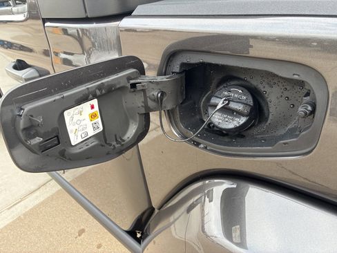 New 2026 Jeep Gladiator Sport image 13