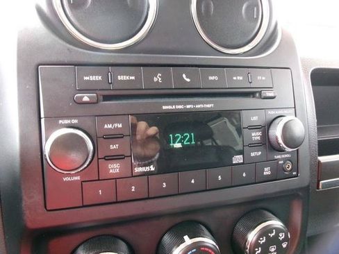 Used 2016 Jeep Patriot Sport AWD/4WD image 12