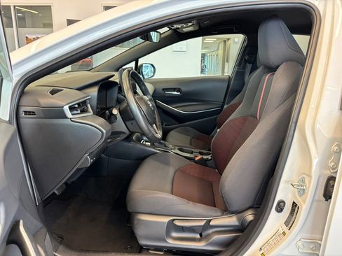 Used 2024 Toyota Corolla SE image 15
