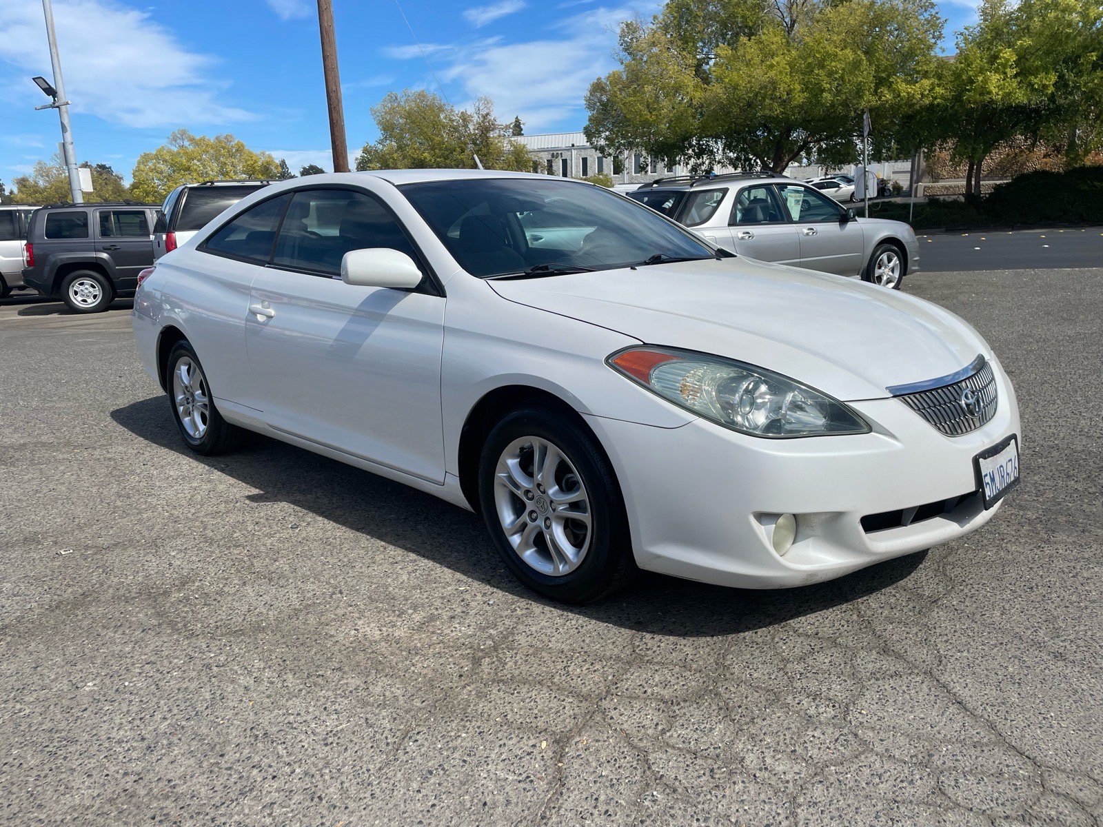 Used 2005 Toyota Solara SE FWD image 2