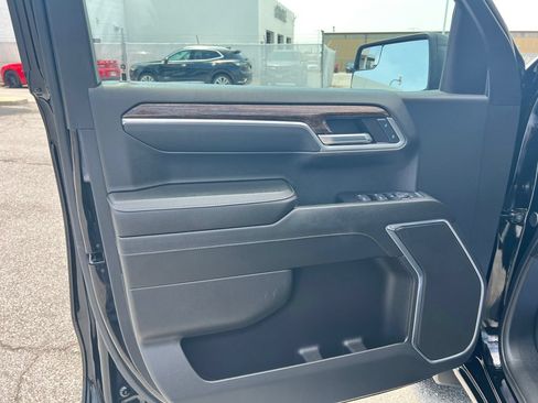 Used 2024 GMC Sierra 1500 Elevation AWD/4WD image 14