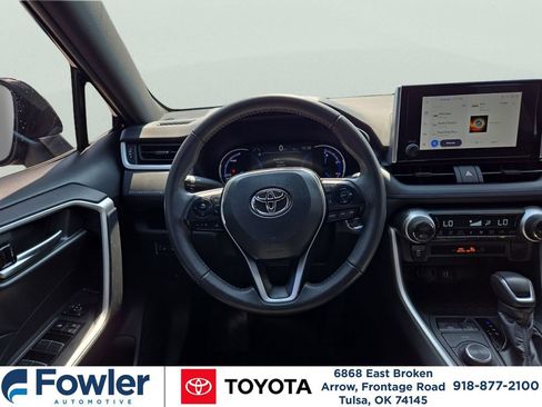 Used 2024 Toyota RAV4 SE AWD/4WD image 12