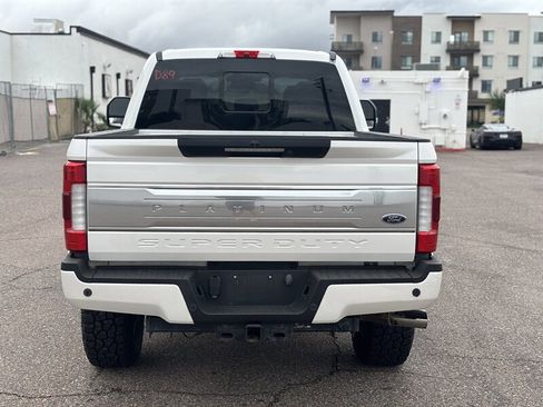 Used 2017 Ford F250 Platinum w/ Platinum Ultimate Package AWD/4WD image 6