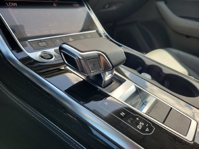 Used 2023 Audi Q8 Premium Plus AWD/4WD image 28