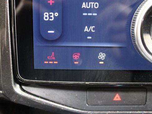 Certified 2022 Ford Expedition Max Limited image 4