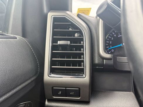 Used 2021 Ford Expedition Max XLT AWD/4WD image 41
