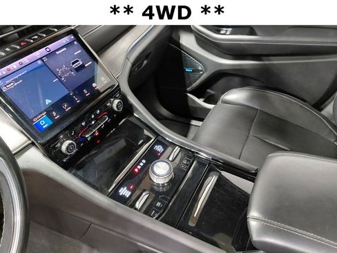 Used 2022 Jeep Grand Cherokee L Overland w/ Luxury Tech Group IV image 5