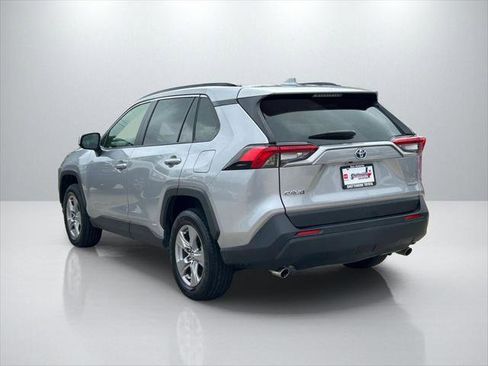 Certified 2022 Toyota RAV4 LE AWD/4WD image 7