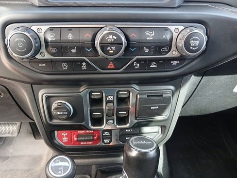 Used 2020 Jeep Gladiator Rubicon image 49