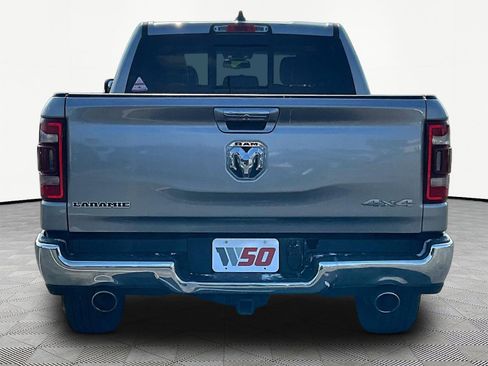 Used 2019 RAM 1500 Laramie AWD/4WD image 5