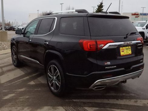 Used 2018 GMC Acadia Denali w/ Technology Package AWD/4WD image 5