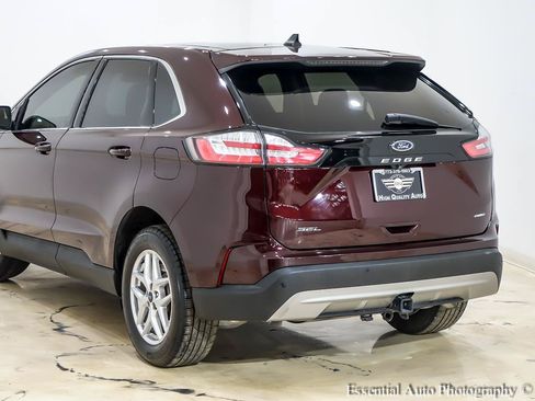 Used 2022 Ford Edge SEL w/ Convenience Package AWD/4WD image 9