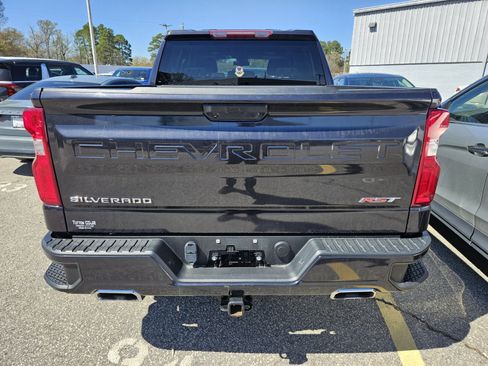 Used 2023 Chevrolet Silverado 1500 RST w/ Z71 Off-Road Package image 7