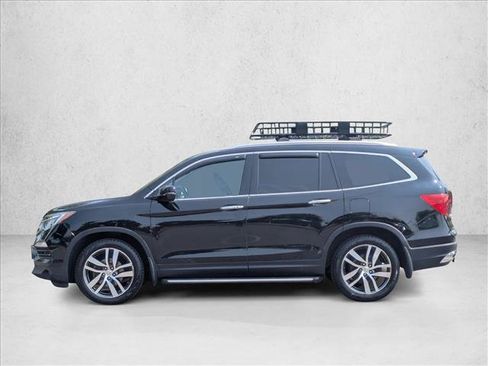 Used 2017 Honda Pilot Elite image 9
