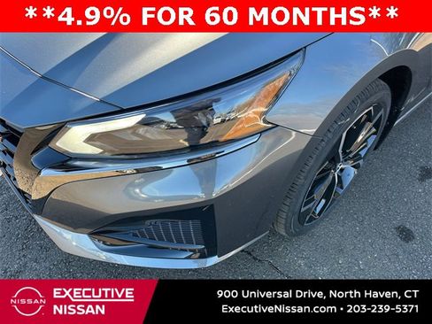 New 2025 Nissan Altima 2.5 SR image 7