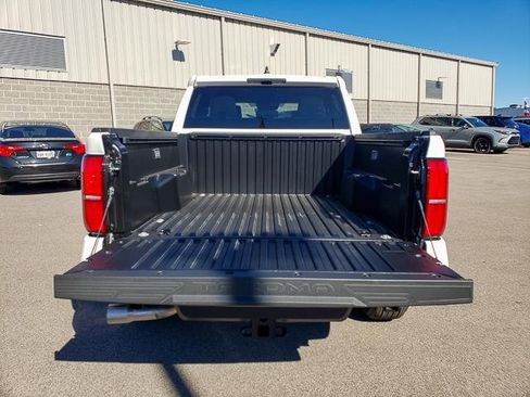 New 2025 Toyota Tacoma TRD Sport image 7