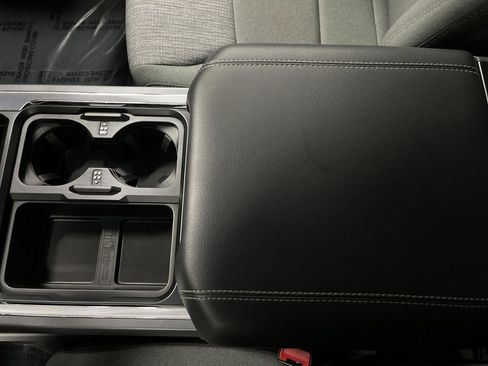 Used 2024 Ford F250 XLT w/ XLT Premium Package image 22