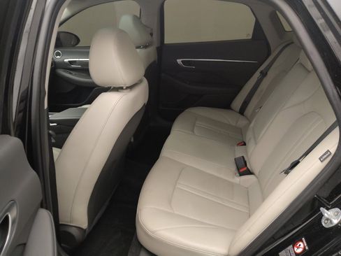 Used 2020 Hyundai Sonata Limited image 18