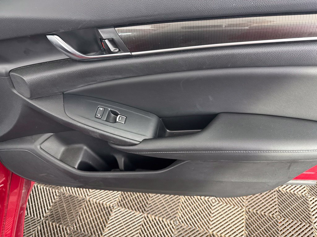 Used 2021 Honda Accord Sport image 30