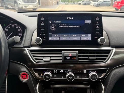 Used 2021 Honda Accord Sport image 15