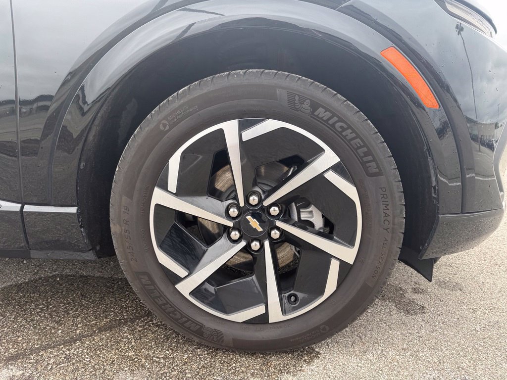 Used 2024 Chevrolet Equinox EV LT w/ LPO, All-Weather Mat Package FWD image 18