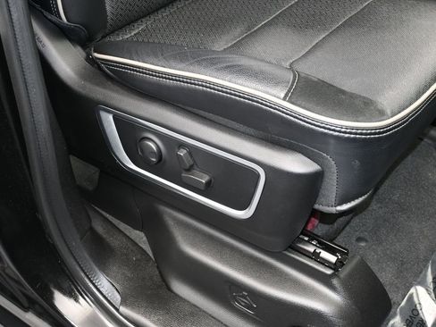 Used 2022 RAM 1500 Laramie image 51