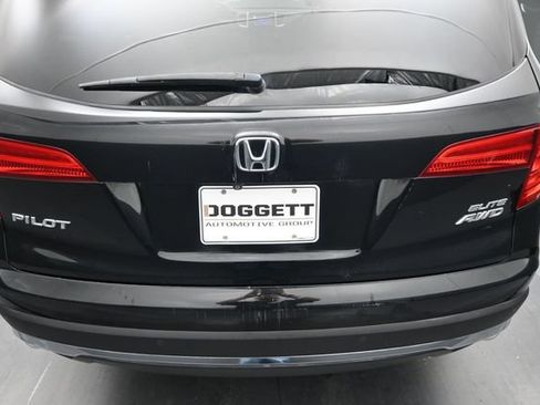 Used 2017 Honda Pilot Elite image 16