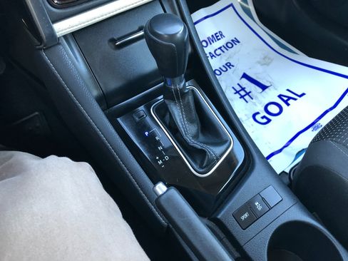 Used 2018 Toyota Corolla iM image 18