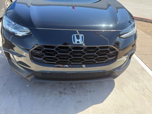 Used 2025 Honda HR-V LX image 5