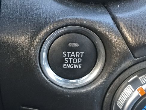 Used 2018 MAZDA MX-5 Miata RF Grand Touring image 16