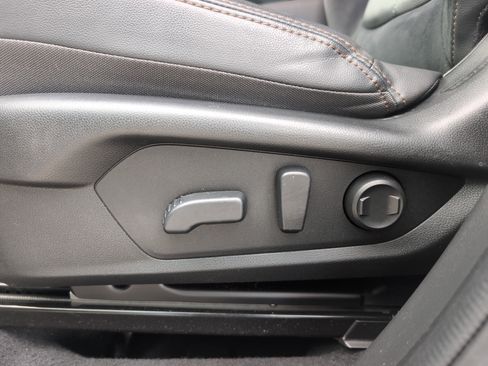 Used 2025 Subaru Forester Touring AWD/4WD image 16