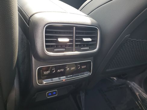 Certified 2026 Mercedes-Benz GLS 450 4MATIC image 11