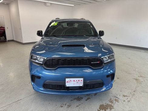 Used 2025 Dodge Durango R/T AWD/4WD image 3