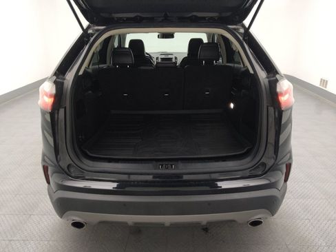 Used 2020 Ford Edge SEL FWD image 29